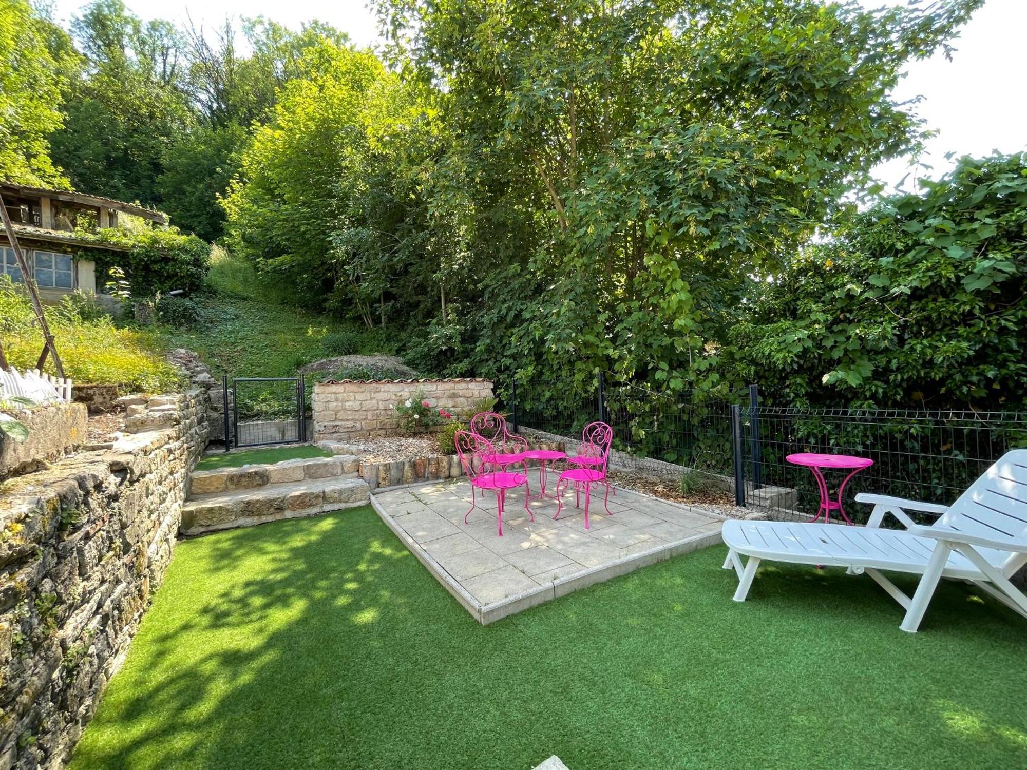 La P'Tite Maison Et Votre Terrasse Prive ! 주앵빌 외부 사진